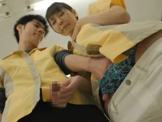 Poster of Điên cuồng địt cô đồng nghiệp trong siêu thị mini