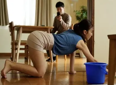 Poster of Mẹ kế trẻ dâm đãng hàng đẹp ngoại tình với con chồng