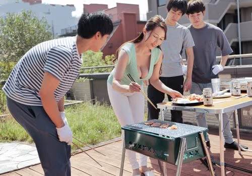 Poster of Người mẹ hồi xuân và những cậu bạn thân của con trai
