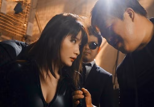 Poster of Nữ điều tra viên vú to bị bắt tra tấn